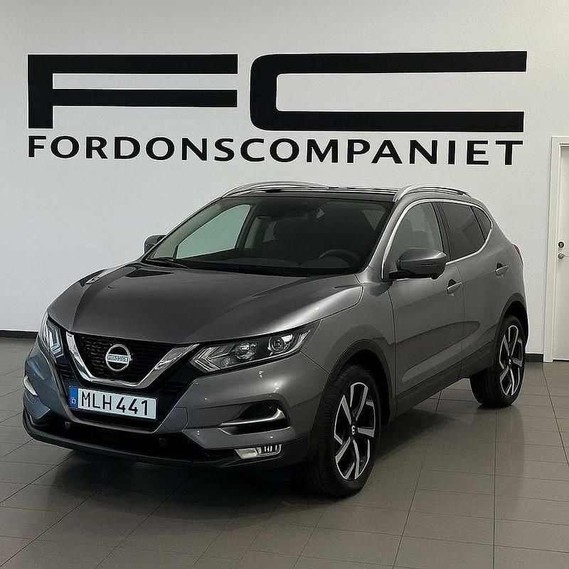 Grå Begagnad 2018 Nissan Qashqai Tekna SUV | 169 900 kr (Marknadspris) - Bild 1/2