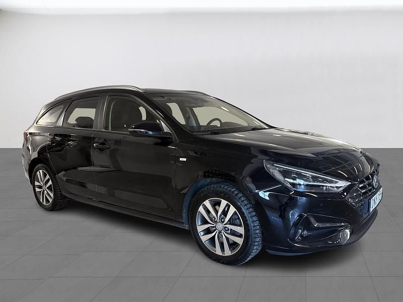 Begagnad Hyundai i30 160 HK (117 kW) 2021 Svart Kombi
