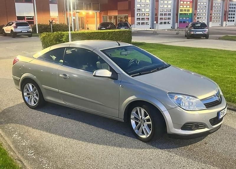 Begagnad Opel Astra 115 HK (84 kW) 2007