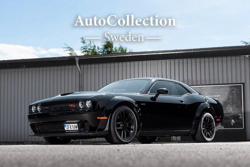 Svart Begagnad 2021 Dodge Challenger Sportkupé | 599 000 kr - Bild 1/4