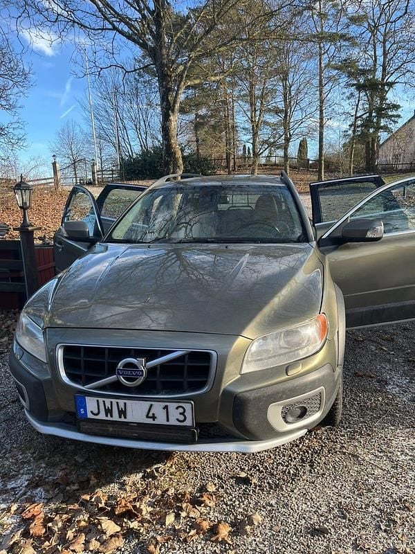 Grön Begagnad 2010 Volvo XC70 | 95 000 kr (Marknadspris) - Bild 1/4