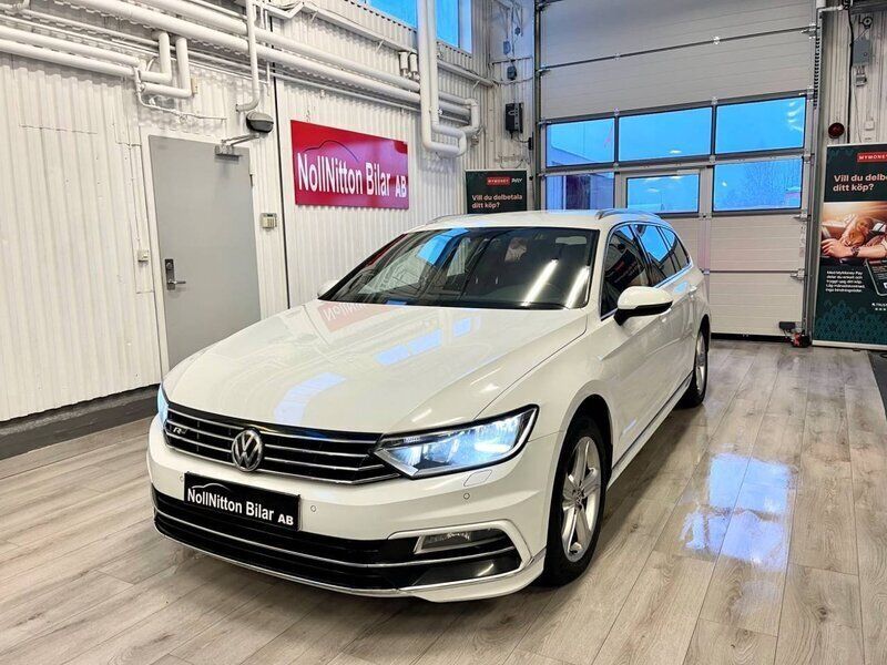 Begagnad VW Passat R-line 191 HK (140 kW) 2016 Vit Kombi
