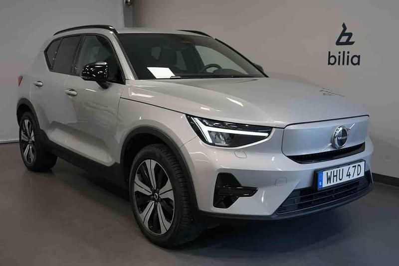 Silver Begagnad 2023 Volvo XC40 Single Motor SUV | 334 900 kr - Bild 1/1