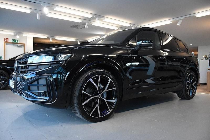 Ny 2026 VW Touareg R-line SUV | 1 089 500 kr - Bild 1/3