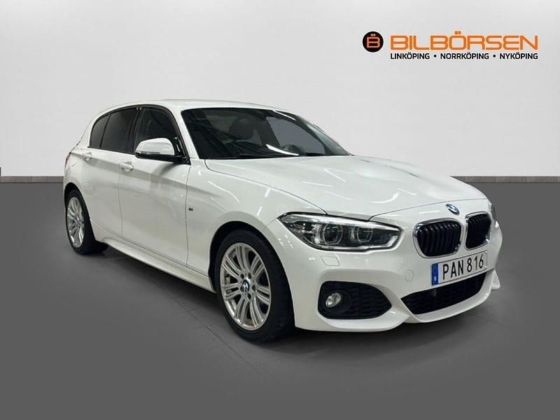 Begagnad BMW 118 M Sport 136 HK (100 kW) 2016 Vit Halvkombi