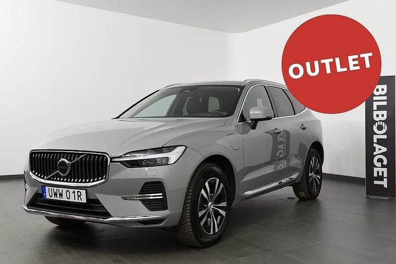 Grå Begagnad 2023 Volvo XC60 Core SUV | 484 500 kr (Bra pris) - Bild 1/4