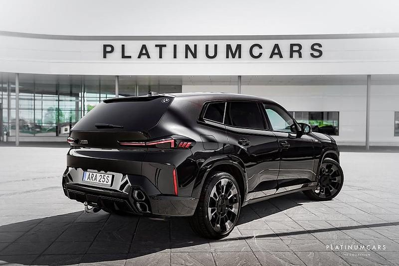 Begagnad BMW XM Comfort Edition 653 HK (480 kW) 2023 Svart SUV