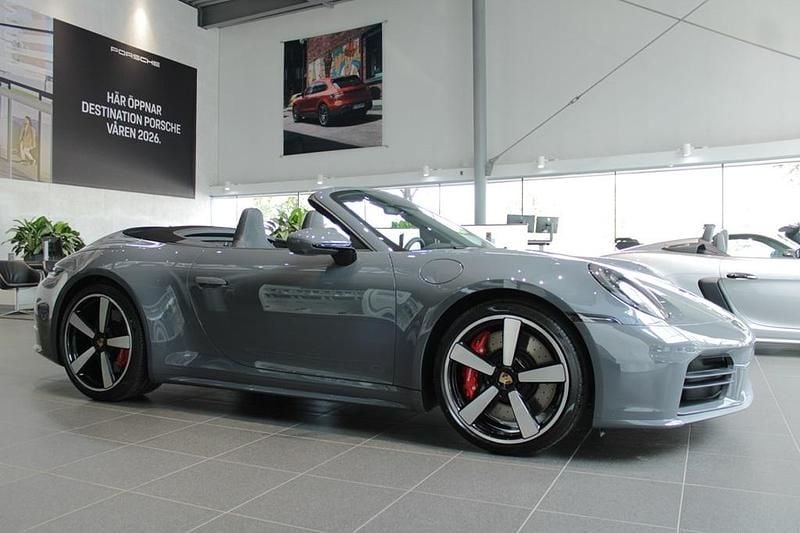 Ny Porsche 911 Carrera S 2026 Flerfärgad Cab