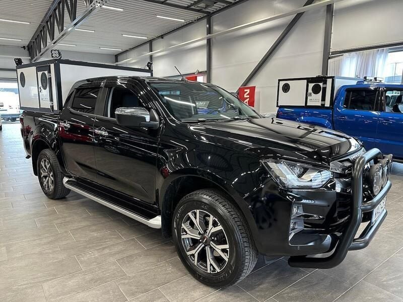 Grå Begagnad 2023 Isuzu D-Max Pickup | 419 900 kr - Bild 1/4