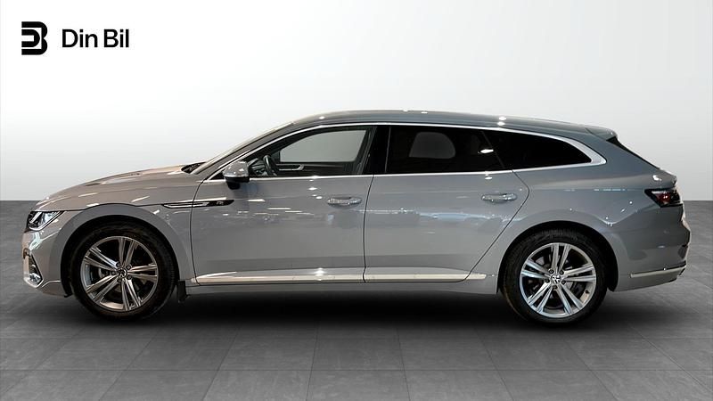 Begagnad VW Arteon R-line 218 HK (160 kW) 2023 Grå (moonstone grey) Kombi