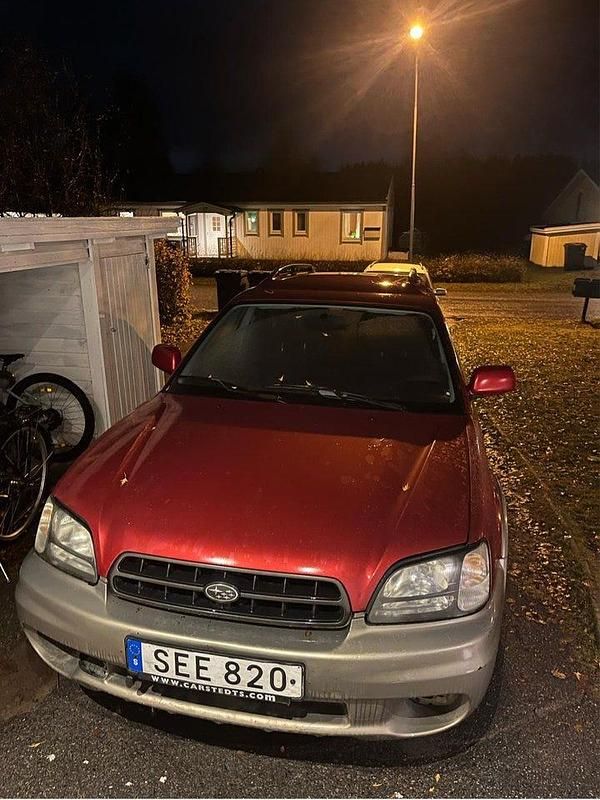 Begagnad 2001 Subaru Outback Kombi | 17 000 kr - Bild 1/4