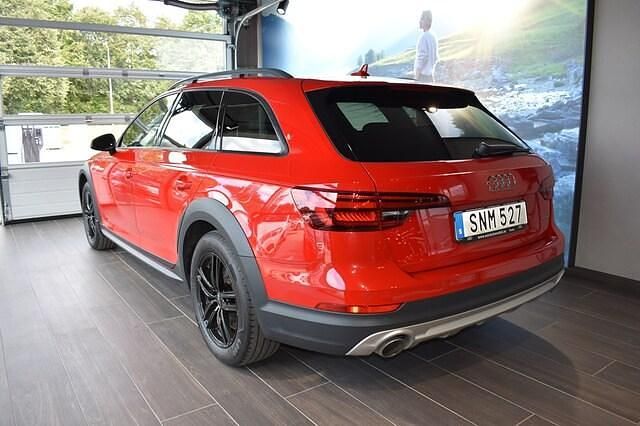 Röd Begagnad 2018 Audi A4 Allroad Comfort Kombi | 299 000 kr (Dyr) - Bild 1/3