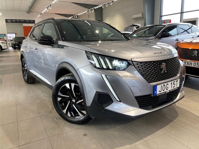 Grå Begagnad 2021 Peugeot e-2008 GTi SUV | 204 900 kr (Marknadspris) - Bild 1/4