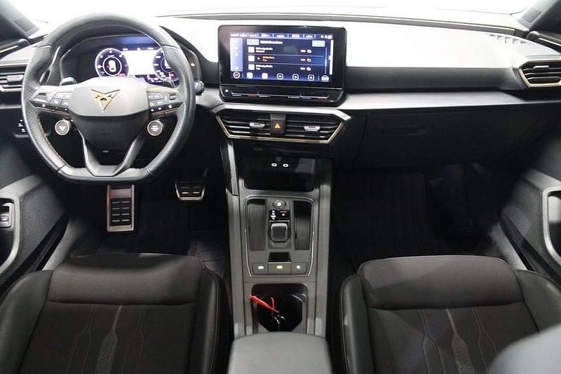 Begagnad Cupra Leon 150 HK (110 kW) 2022 Magnetic tech metall Kombi