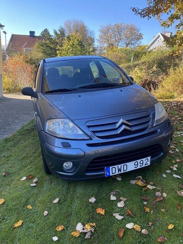Brun Begagnad 2007 Citroën C3 Halvkombi | 24 000 kr (Bra pris) - Bild 1/4