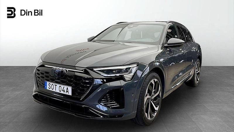 Magnetgrå Begagnad 2023 Audi Q8 e-tron S-Line SUV | 749 000 kr (Lite dyr) - Bild 1/4