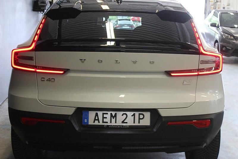 Begagnad Volvo C40 300 kW (408 HK) 2022 Vit SUV