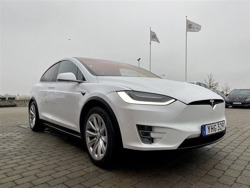 Begagnad 2017 Tesla Model X El 423 Hk 859 000 Kr 22592