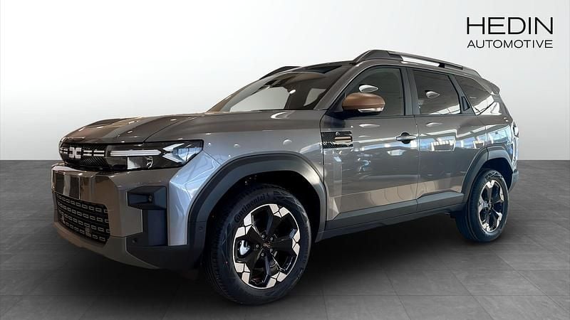 Grå Ny 2025 Dacia Bigster Extreme SUV | 379 900 kr (Marknadspris) - Bild 1/4