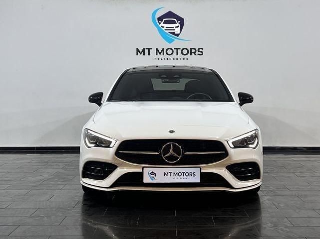 Begagnad 2020 Mercedes C200 AMG line Kombi | 379 000 kr - Bild 1/4