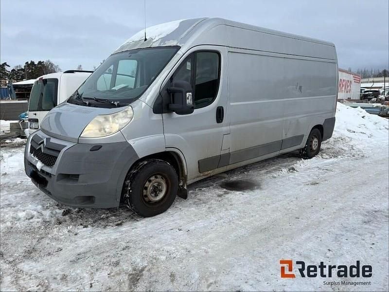 Begagnad Citroën Jumper 120 HK (88 kW) 2010 Grå Minibuss