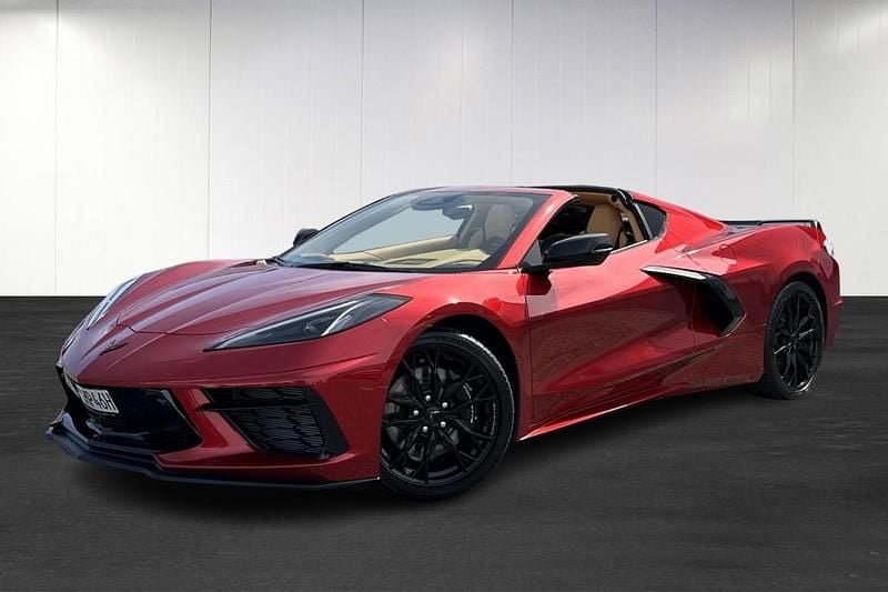 Röd (red) Ny 2024 Chevrolet Corvette Stingray Cab | 1 399 000 kr (Marknadspris) - Bild 1/4