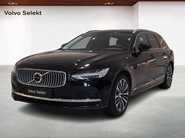 Begagnad Volvo V90 252 HK (185 kW) 2023 Svart Kombi