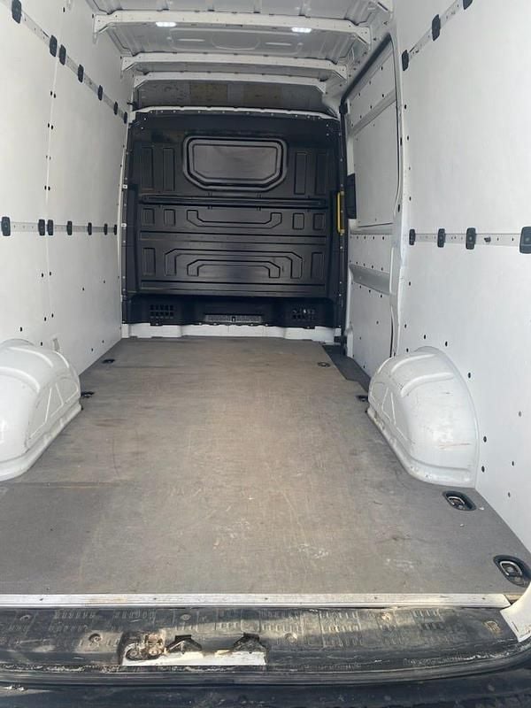 Begagnad VW Crafter 140 HK (102 kW) 2018 Van