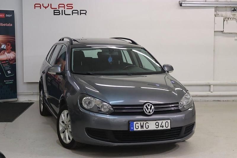 Mörkgrå (grå) Begagnad 2010 VW Golf VI Kombi | 49 900 kr (Marknadspris) - Bild 1/4
