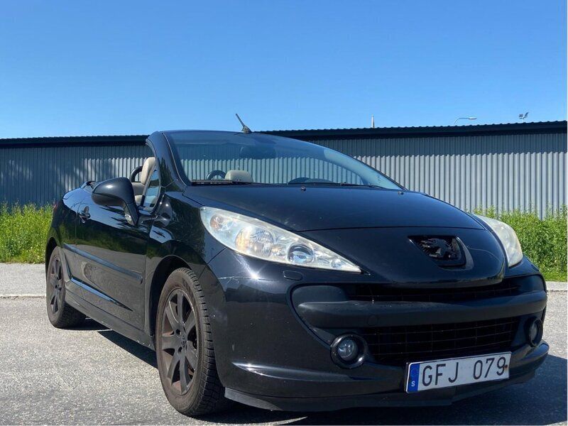 Svart Begagnad 2007 Peugeot 207 CC Cab | 39 000 kr - Bild 1/4