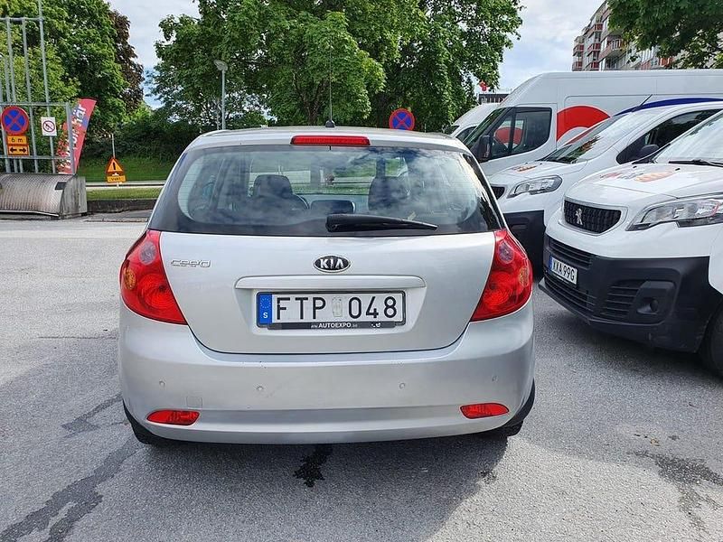 Begagnad 2007 Kia Ceed Halvkombi | 22 500 kr (Marknadspris) - Bild 1/4