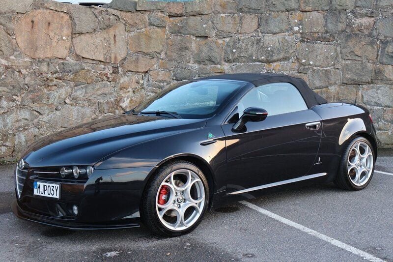 Svart Begagnad 2007 Alfa Romeo Spider Exclusive Cab | 129 000 kr - Bild 1/4