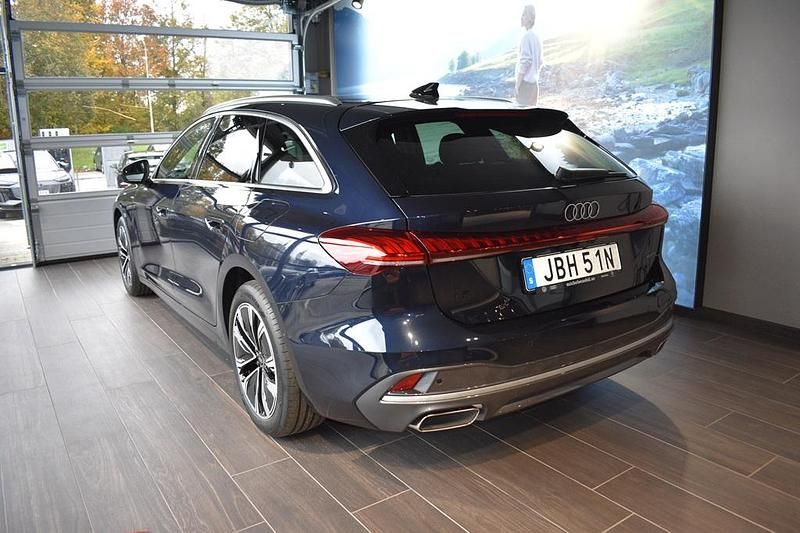 Begagnad Audi A5 Proline 299 HK (219 kW) 2025 Blå Kombi