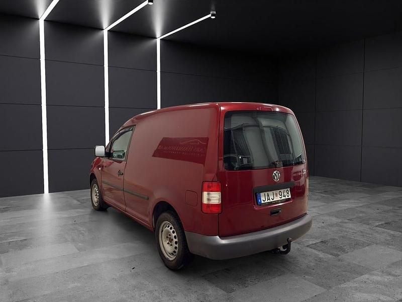 Begagnad VW Caddy 105 HK (77 kW) 2009 Röd Minibuss