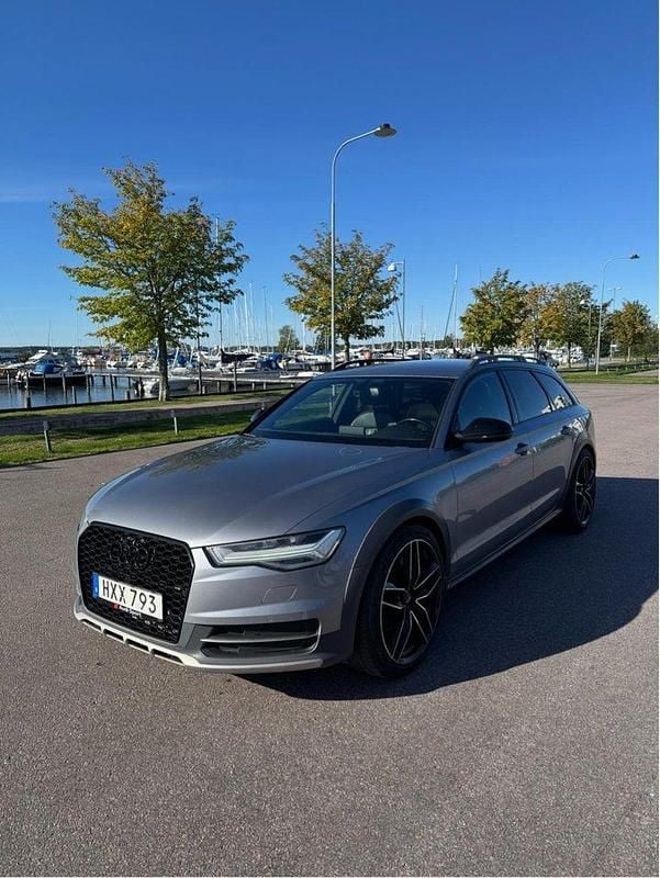 Grå Begagnad 2016 Audi A6 Allroad Kombi | 144 000 kr (Marknadspris) - Bild 1/4