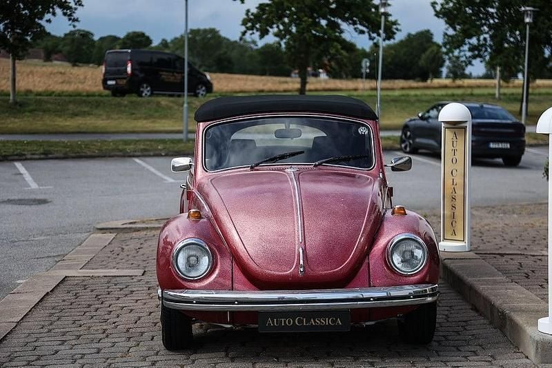 Begagnad VW Beetle Cabriolet 50 HK (36 kW) 1972 Röd Cab