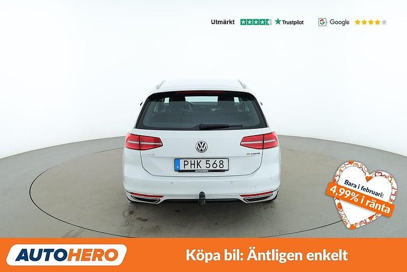 Begagnad VW Passat Highline 192 HK (141 kW) 2017 Vit Kombi