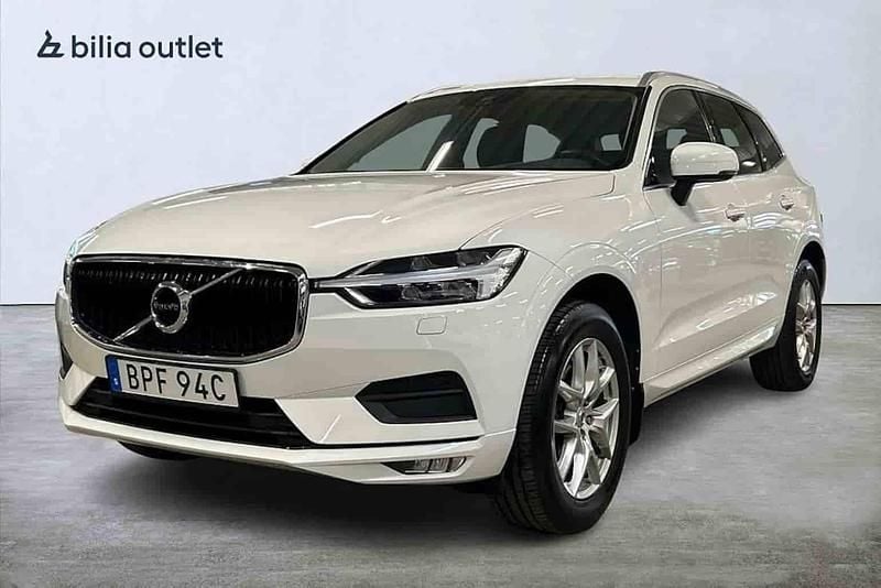 Begagnad Volvo XC60 Momentum 251 HK (184 kW) 2020 Vit SUV