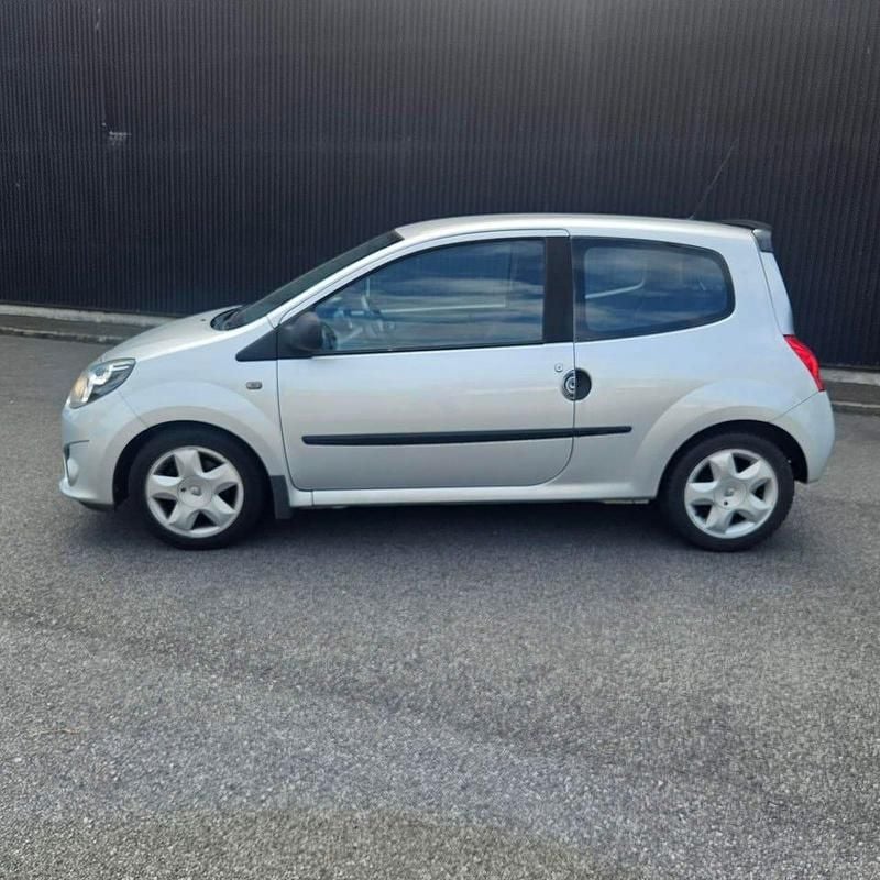 Begagnad Renault Twingo 76 HK (55 kW) 2008 Halvkombi