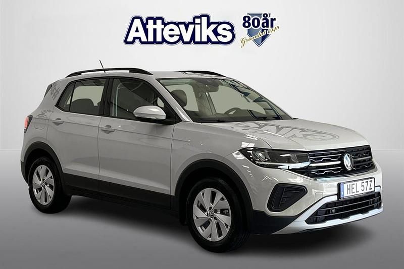 Ljusgrå Begagnad 2024 VW T-Cross Life SUV | 209 900 kr (Marknadspris) - Bild 1/4