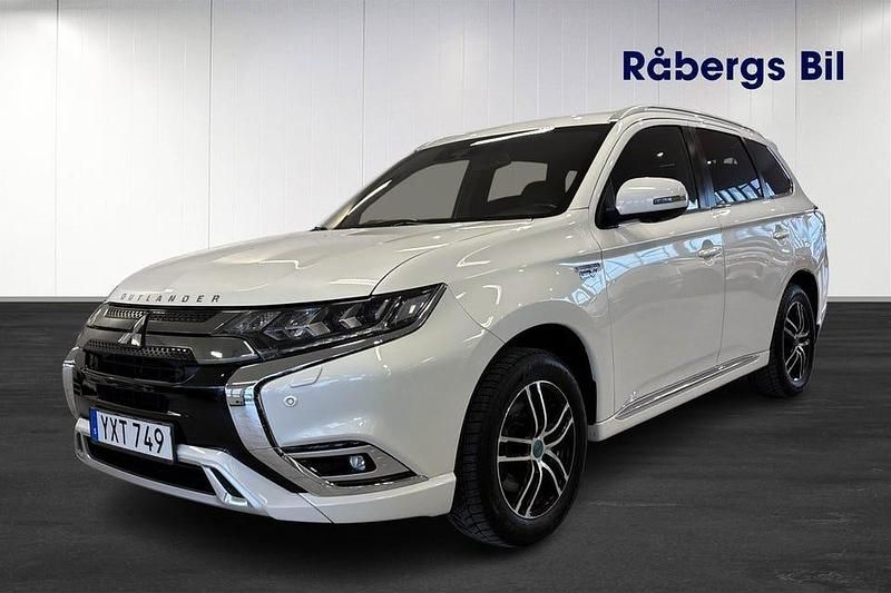 Vit Begagnad 2019 Mitsubishi Outlander SUV | 214 800 kr - Bild 1/4