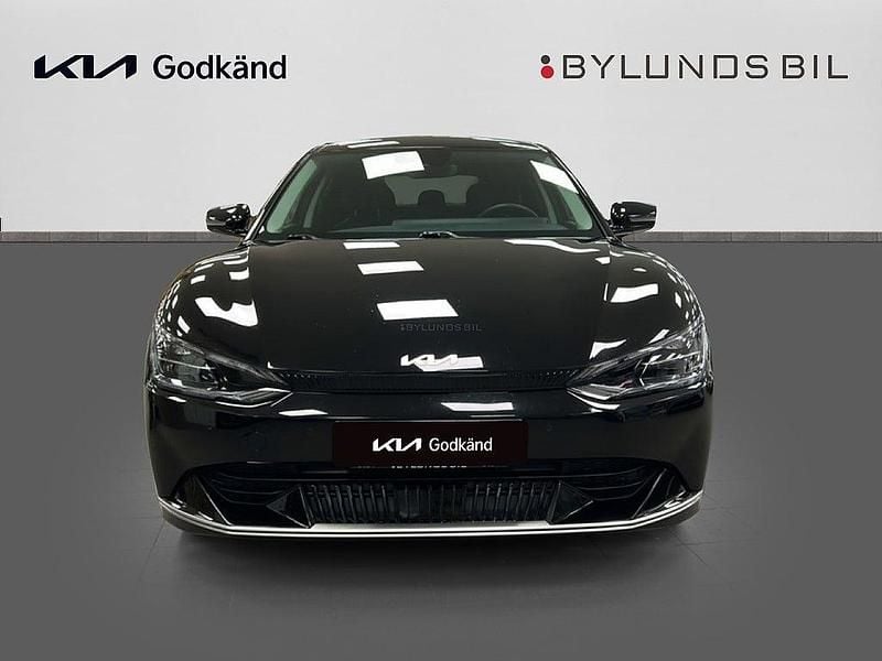 Begagnad Kia EV6 239 kW (325 HK) 2023 Svart SUV
