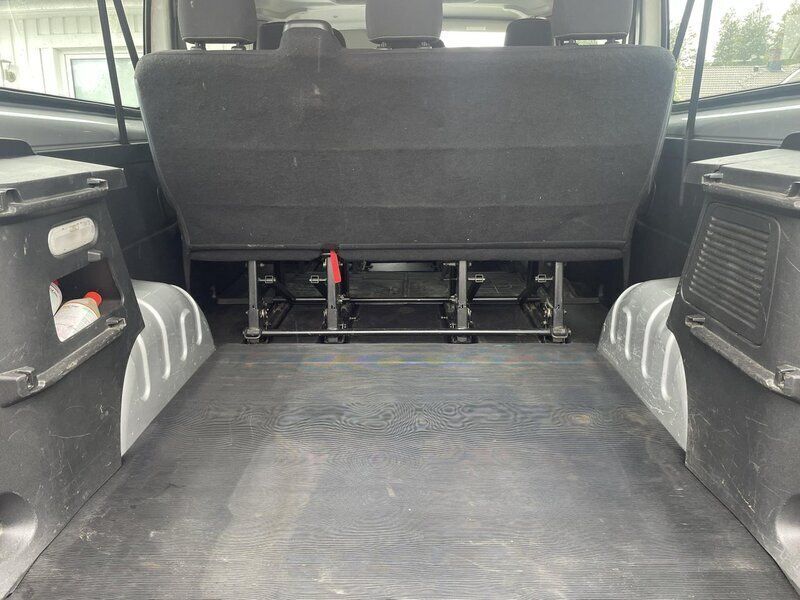 Silver Begagnad 2015 Renault Trafic Van | 138 000 kr - Bild 1/4