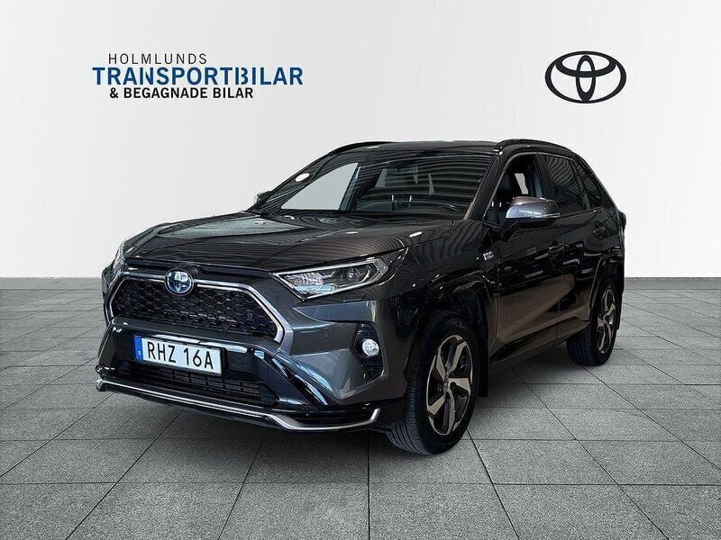 Mörkgrå Begagnad 2021 Toyota RAV4 Hybrid Edition SUV | 429 900 kr (Marknadspris) - Bild 1/4