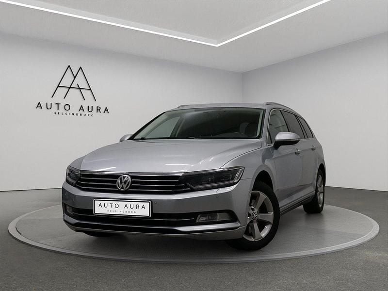 Silver Begagnad 2016 VW Passat Kombi | 109 000 kr (Lite dyr) - Bild 1/4