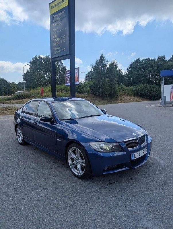 Blå Begagnad 2007 BMW 335 M Sport Sedan | 120 000 kr (Bra pris) - Bild 1/4