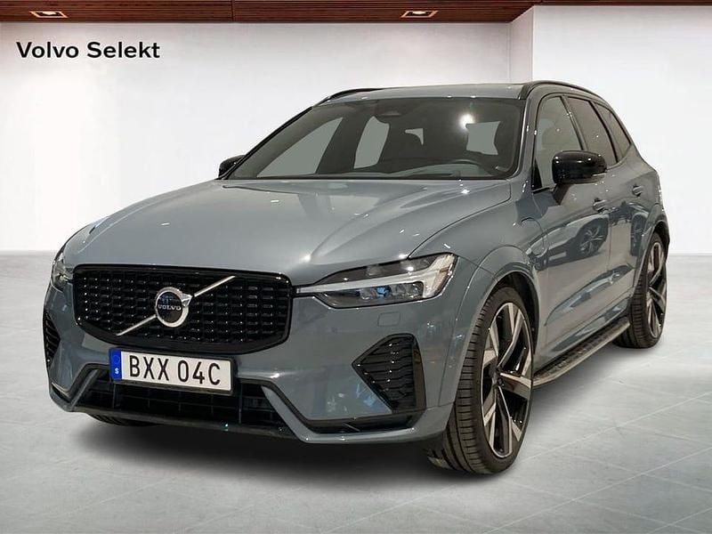 Grå Begagnad 2022 Volvo XC60 R-Design SUV | 459 000 kr (Dyr) - Bild 1/4