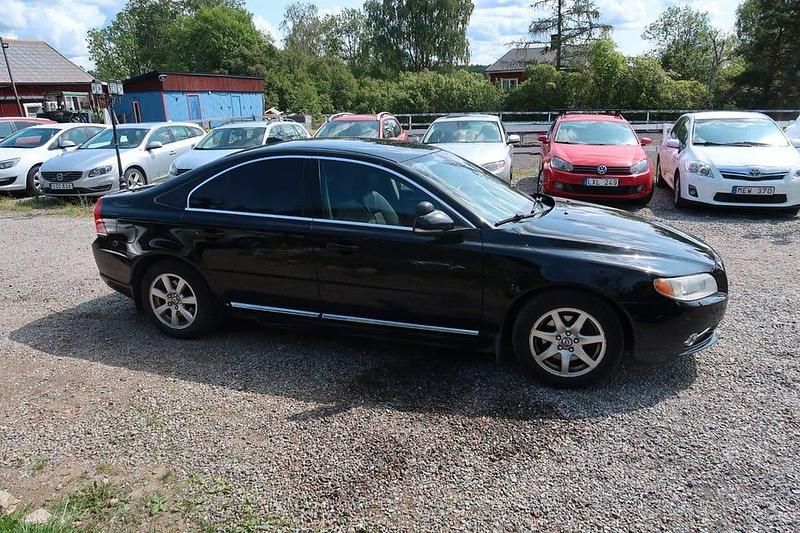 Begagnad Volvo S80 Momentum 116 HK (85 kW) 2011 Svart Sedan