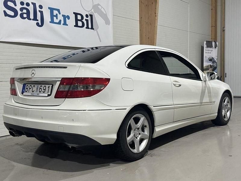 Begagnad Mercedes CLC180 143 HK (105 kW) 2009 Vit Halvkombi