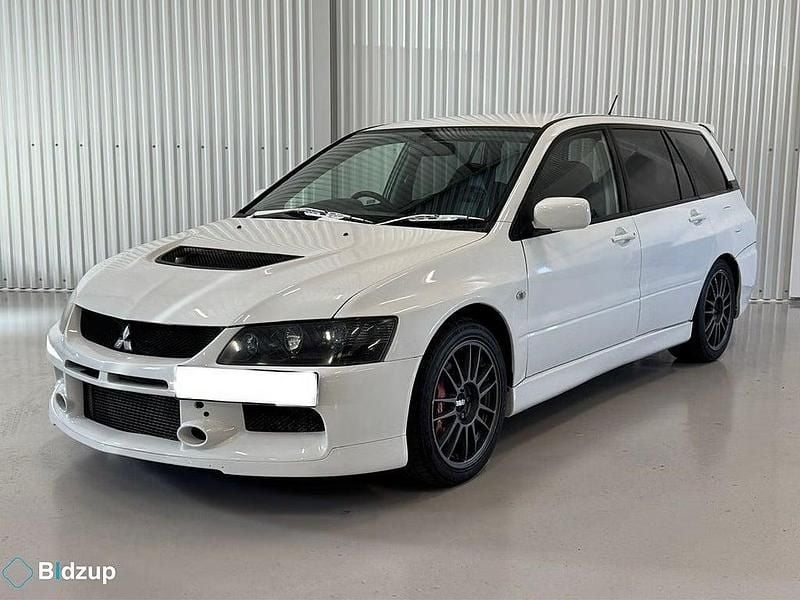 Vit Begagnad 2005 Mitsubishi Lancer Kombi | 1 000 kr - Bild 1/4